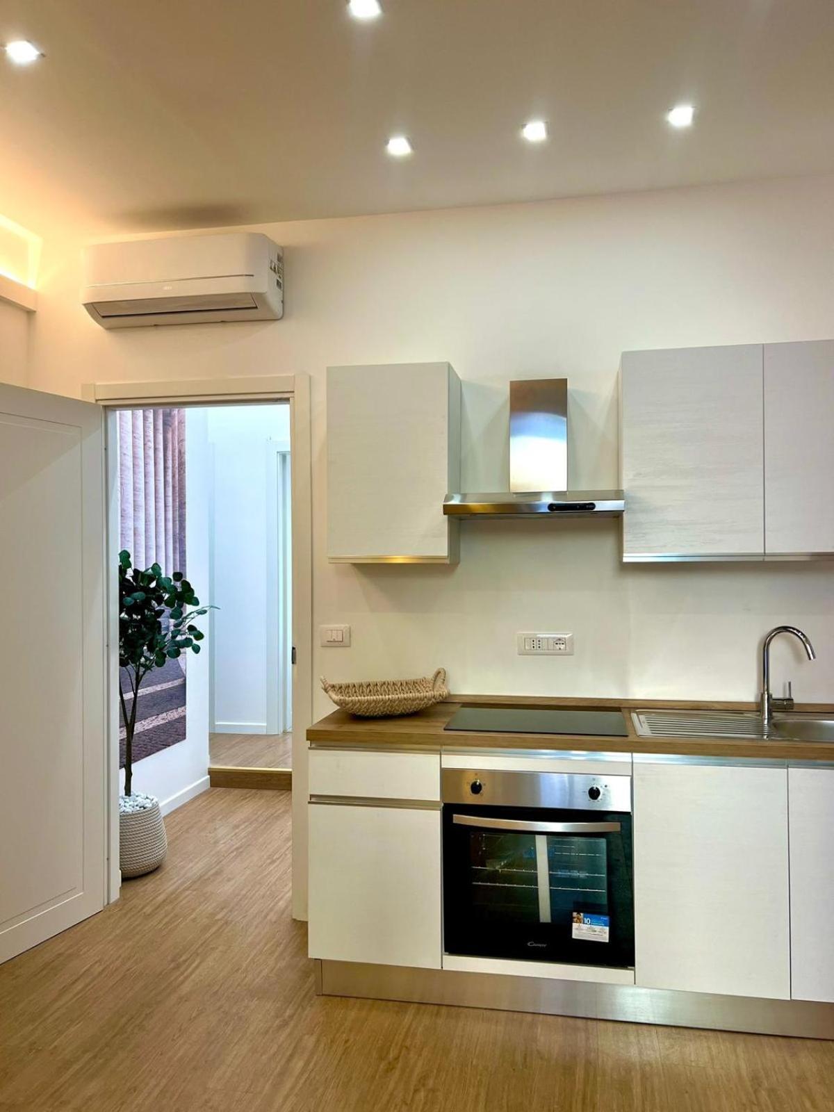 King'S Place Рим Екстериор снимка